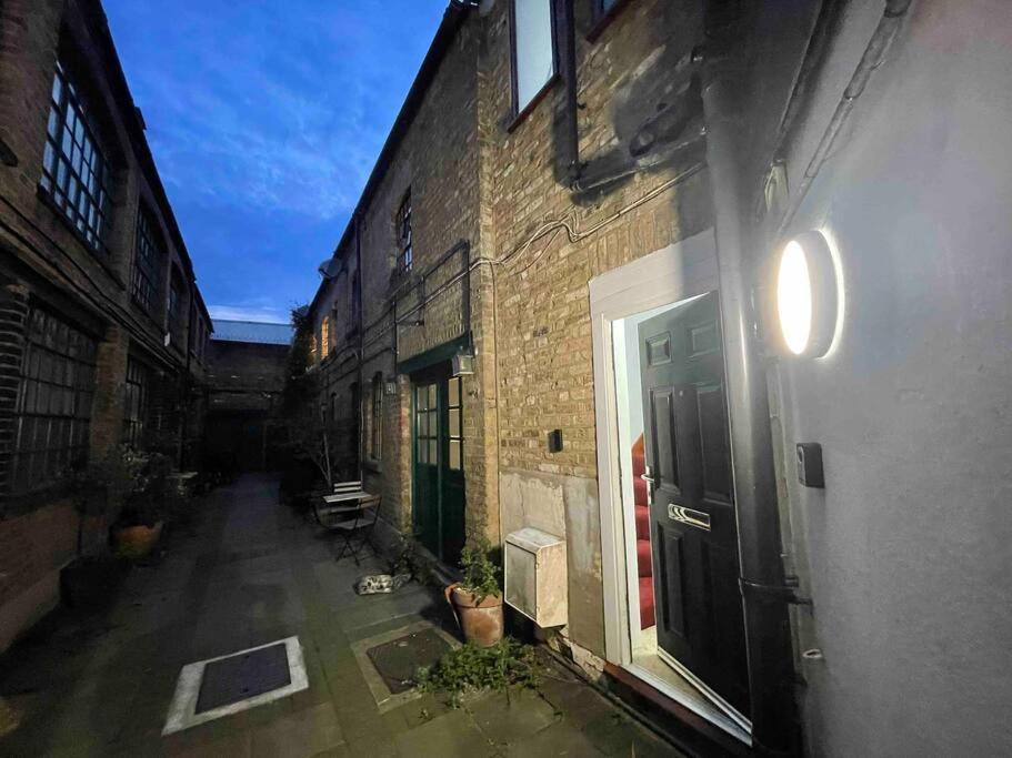 Victoria Mews Hoxton Shoreditch Londra Exterior foto